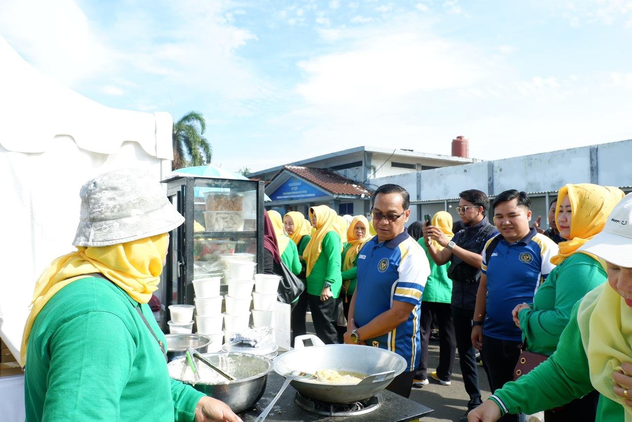 Semarak HBP ke-62, Lapas Perempuan Palembang tampilkan produk unggulan warga binaan di bazar UMKM 