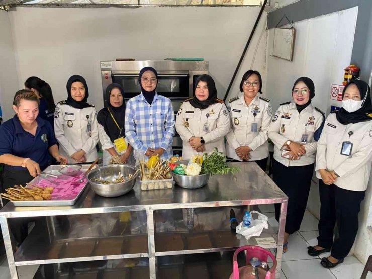 Lapas Perempuan Palembang Gelar Pelatihan Nasi Minyak dan Sempol Ikan
